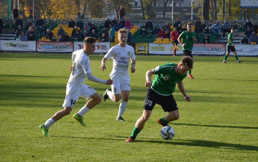 Lechia Zielona Góra zremisowała z Cariną Gubin 1:1.