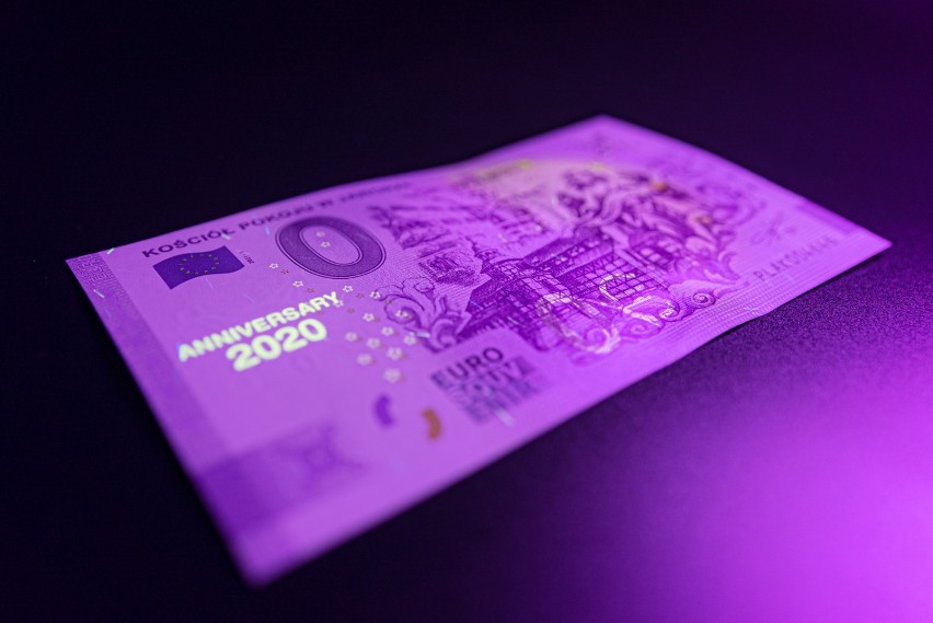 Już wkrótce Jawor zaprezentuje kolekcjonerski banknot 0 euro. Znajdzie się na nim unikalny Kościół Pokoju. Jak nabyć banknot? [ZDJECIA]