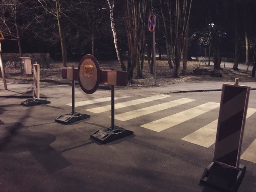 W Sosnowcu zamknięto parkingi w popularnych miejscach, do...