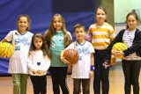 Ruszył nabór dziewczynek do sekcji piłki ręcznej i koszykówki w Sokole Żary. Klub gwarantuje dobrą zabawę i zdrowy tryb życia!
