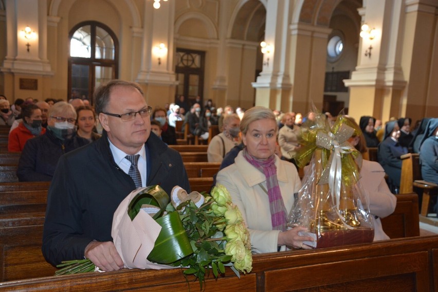 Jubileusz Sióstr Sercanek. Uroczystości w kolegiacie św. Lamberta w Radomsku. ZDJĘCIA