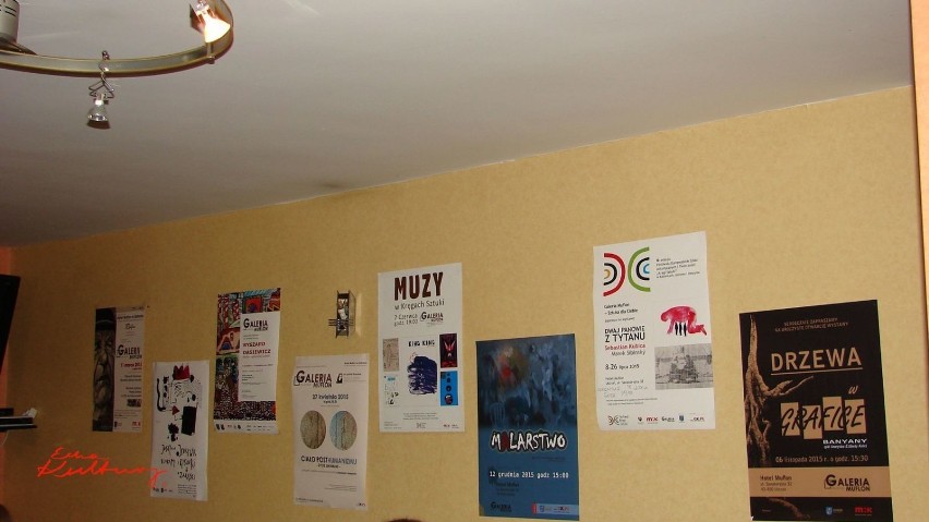 Plakaty wystaw, które odbyły się w roku działalności Galerii...