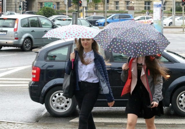 Opadów deszczu we Wrocławiu spodziewajmy się w niedzielę (10 lipca)