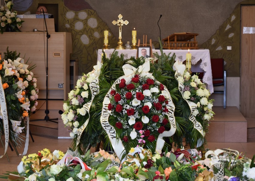 Pogrzeb Tadeusza Pióro. Tak żegnano byłego burmistrza Sanoka [ZDJĘCIA]