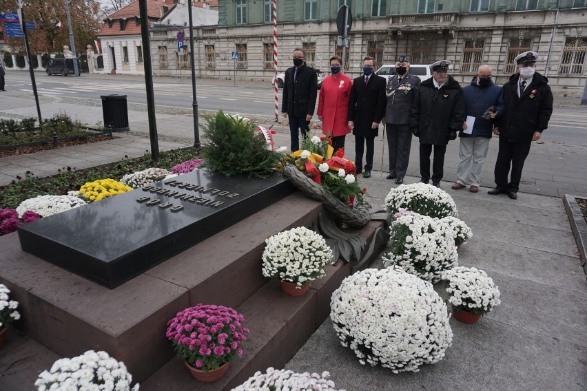 Obchody 102. rocznicy odzyskania przez Polskę niepodległości
