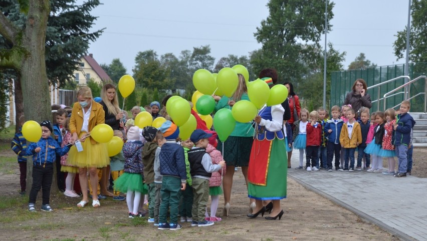 Uroczyste otwarcie rozbudowanego przedszkola w Wielgiem.