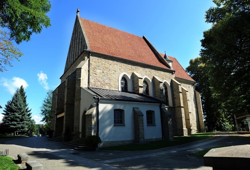 Kościół farny - Kolegiacka Parafia pw. Wniebowzięcia...