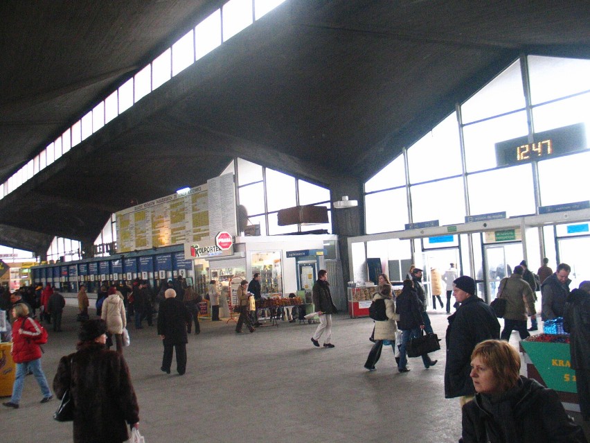 Katowicki dworzec - zdjęcia wykonane w latach 2001 - 2005