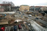 Przebudowa placu Słowiańskiego w Legnicy. Są utrudnienia w ruchu, zobaczcie aktualne zdjęcia