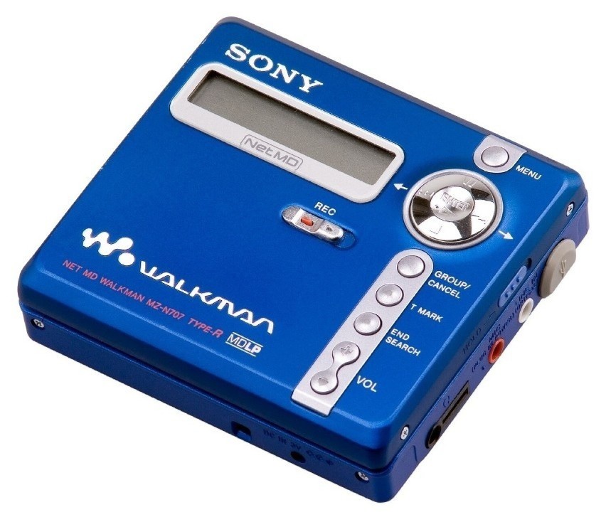 Walkman - przenośny, zminiaturyzowany odtwarzacz kaset...