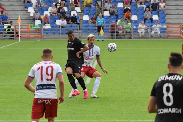 W jesiennym meczu w Bielsku-Białej padł remis 2:2