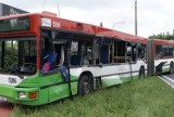 Wypadek na Krochmalnej. Zderzenie autobusu z ciężarówką 