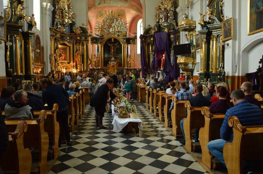 Święcenie pokarmów w Piotrkowie, WIELKANOC 2019....