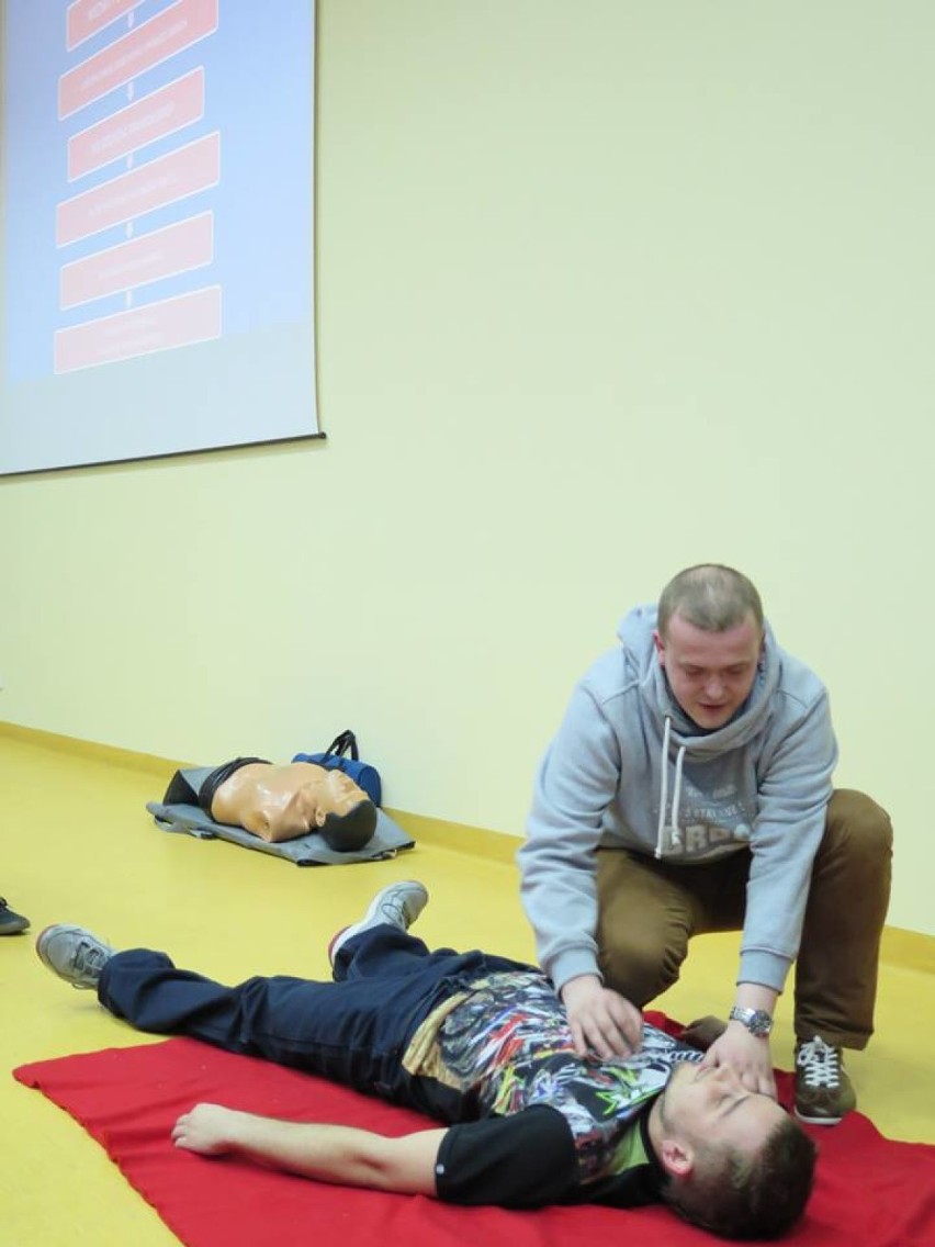 Motocykliści w Kaliszu uczyli się pierwszej pomocy