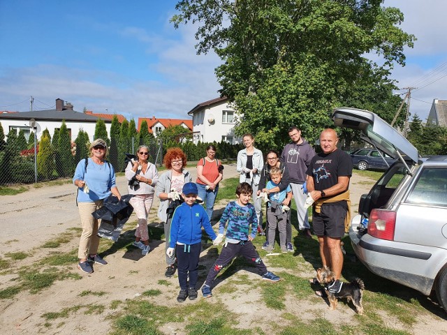 We wrześniu 2020 posprzątali Ostrowo - w inicjatywę sołtysa Roberta Radtke włączyło się 11 mieszkańców