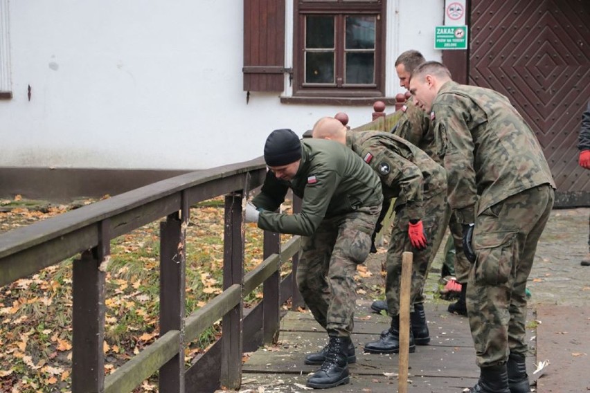 Ruszył remont mostu nad Paklicą przy muzeum