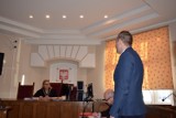 Krzysztof D., przewodniczący rady gminy Cewice stanął przed sądem oskarżony o fałszowanie podpisów 