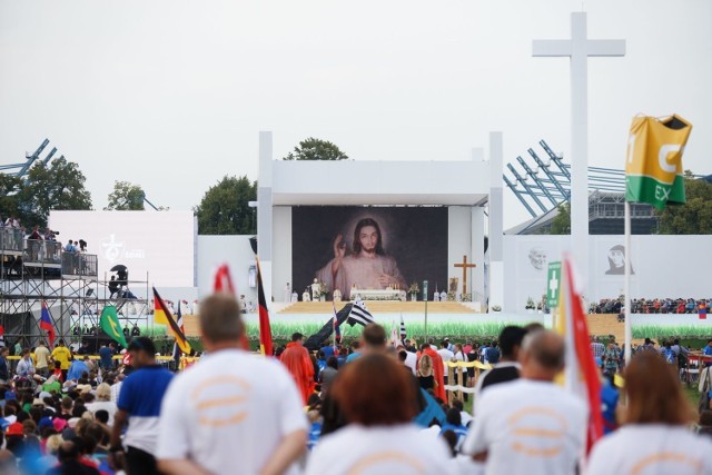Uroczysta msza św. na Błoniach mogła zgromadzić nawet 200 tys. osób