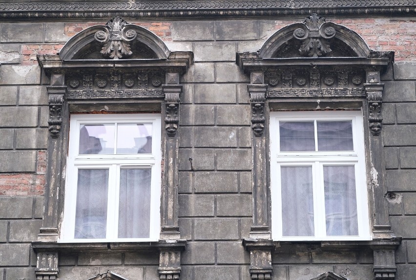 Ponad 120-letnia kamienica przy ul. Brzeskiej 7 w Warszawie została zabytkiem. Kiedyś działała tam fabryka guzików i wytwórnia pudełek
