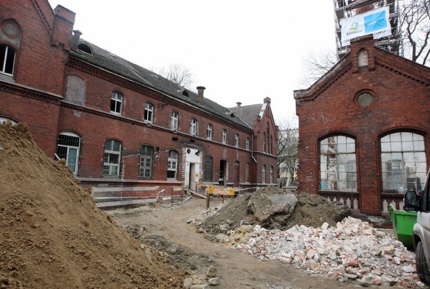 Renowacja byłej wojskowej pralni przy ul. Głowackiego w Szczecinie