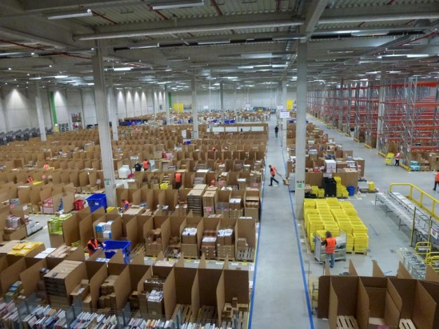 Amazon na całym świecie zatrudnia ok. 170 tys. osób