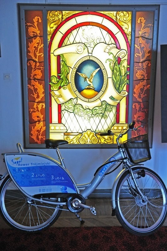Stojaki wypożyczalni rowerowych w Sopocie