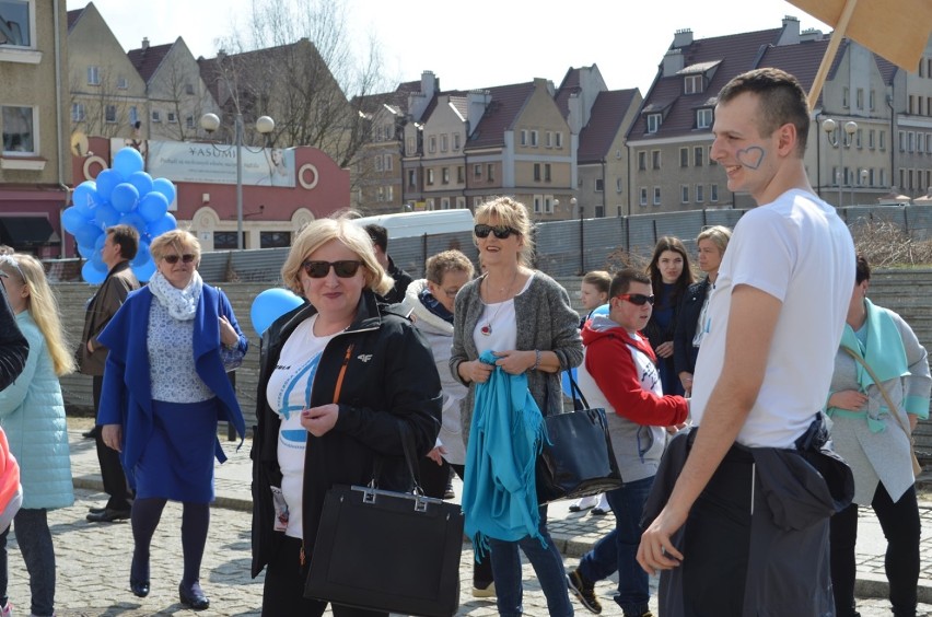 Dni świadomości autyzmu w Głogowie - w niebo poszybowały balony z marzeniami