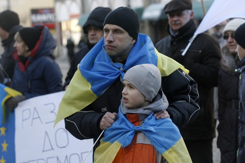 Wiec poparcia dla Ukrainy w Legnicy, minęło sześć lat [ZDJĘCIA]