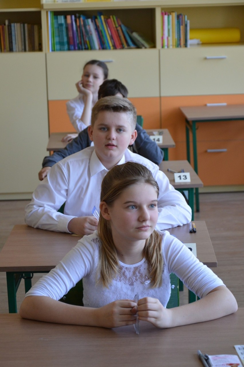 Zduńska Wola: egzamin szóstoklasistów [zdjęcia]