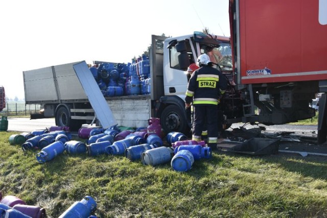 Niebezpieczny wypadek na drodze wojewódzkiej 434