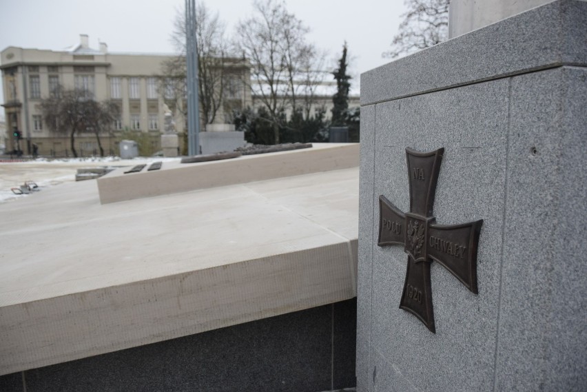 Pomnik Nieznanego Żołnierza w Lublinie jest już gotowy (ZDJĘCIA)