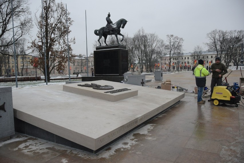 Pomnik Nieznanego Żołnierza w Lublinie jest już gotowy (ZDJĘCIA)