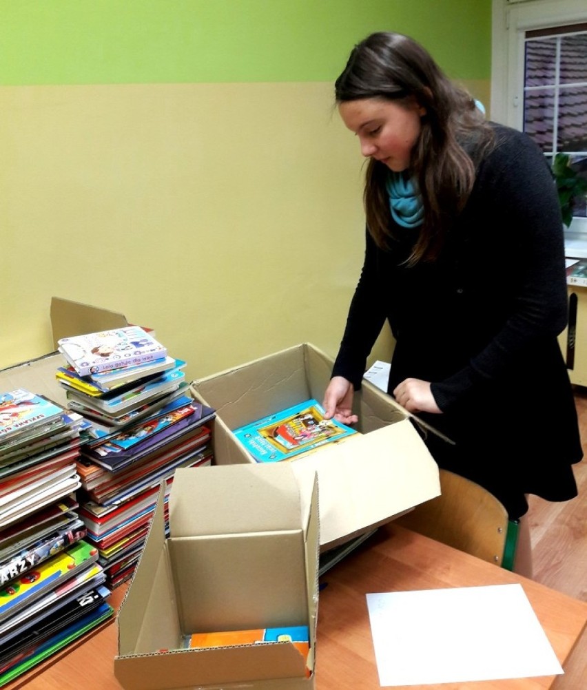 Wolontariat w SP 2 Malbork działa prężnie. Książki dla dzieci ze szpitala i adopcje w kampanii WWF