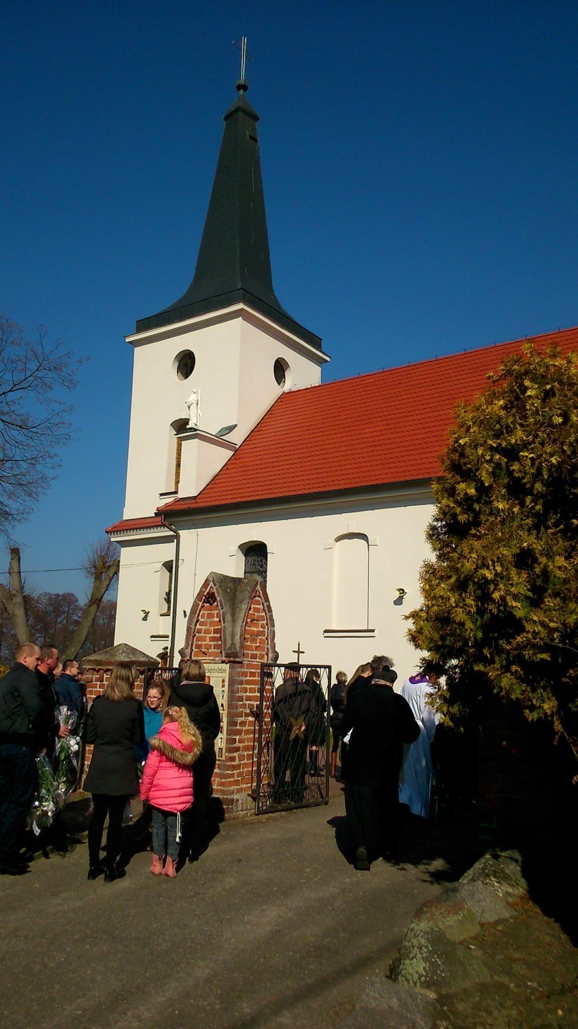 Pogrzeb księdza Marka Bobka w Kretkowie