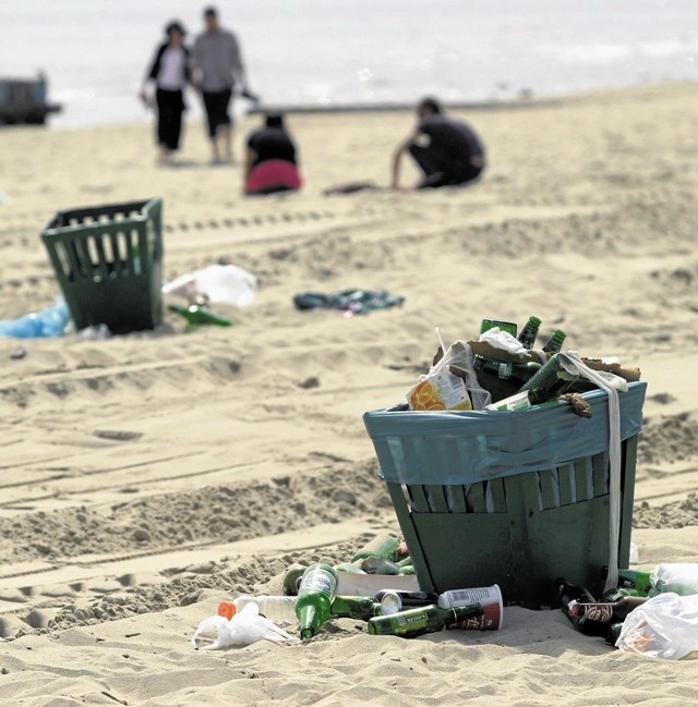 Sprzątanie Bałtyku w Gdyni. Już za kilka dni plaża w śródmieściu będzie czysta
