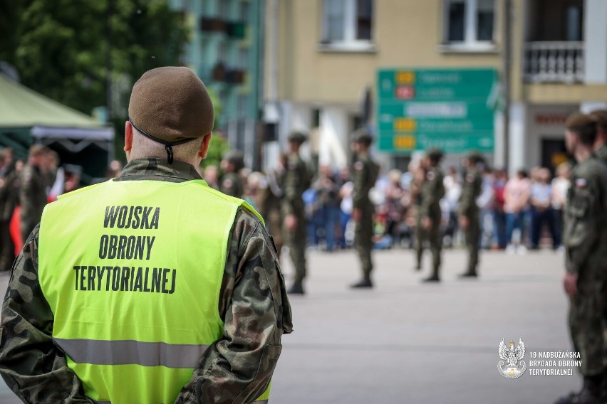 To była wyjątkowa przysięga. Nadbużańscy terytorialsi przysięgali na trójstyku granic we Włodawie. Zobacz zdjęcia