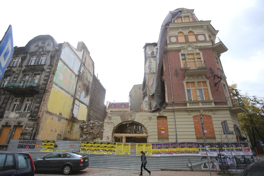 Katowice: Rocznica wybuchu przy Chopina. Przed kamienicą stoją znicze