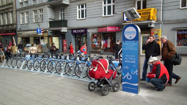 W Poznaniu w sumie już 100 tysięcy osób przynajmniej raz wypożyczyło rower miejski.