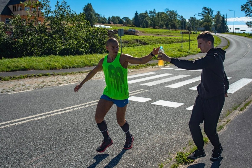 Maszyna przebiegł maraton dla Julii Kuczały w rekordowym czasie. Zobacz ZDJĘCIA i FILM