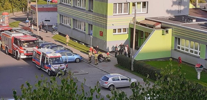 Atak 12-letniego nożownika w Wodzisławiu Śląskim. Nastolatek zaatakował dwóch kolegów! Co wydarzyło się na osiedlu XXX-lecia?