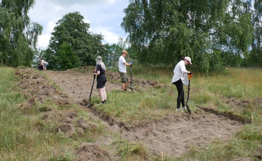 Archeolodzy na stanowisku w Grąbczynie