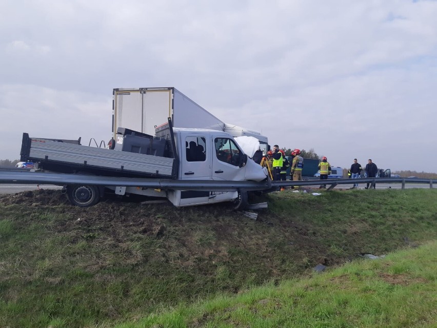 Wypadek na A4 między Tarnowem a Dębicą
