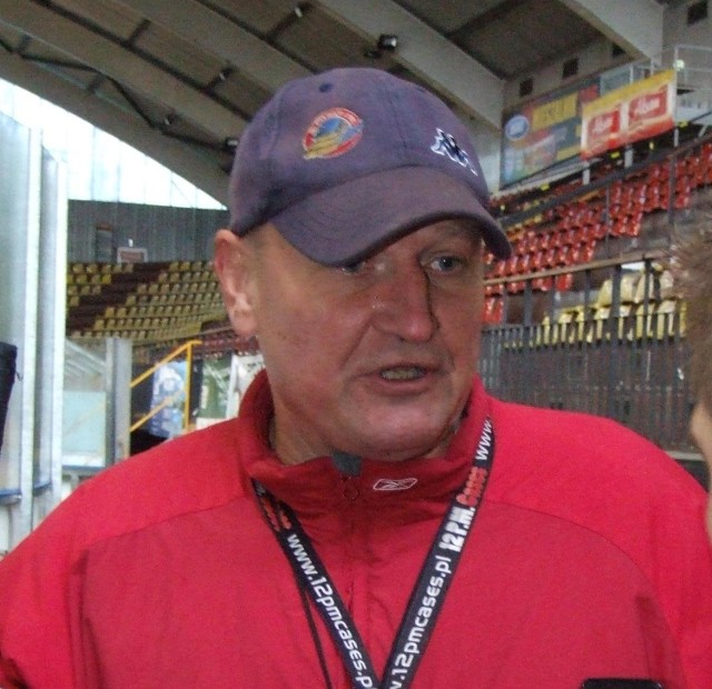JOSEF DOBOSZ, trener Unii.