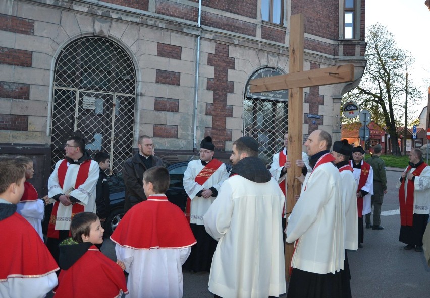 Malbork. Miejska droga krzyżowa 2014 w Wielką Środę [ZDJĘCIA]