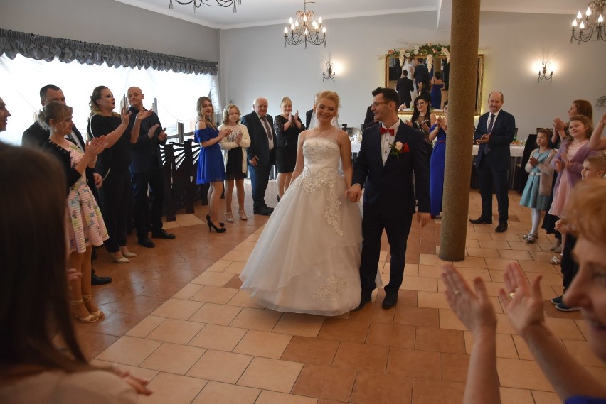 Aneta z programu "Rolnik szuka żony" wzięła ślub w Lyskach! Wielką miłość znalazła w rodzinnych stronach!