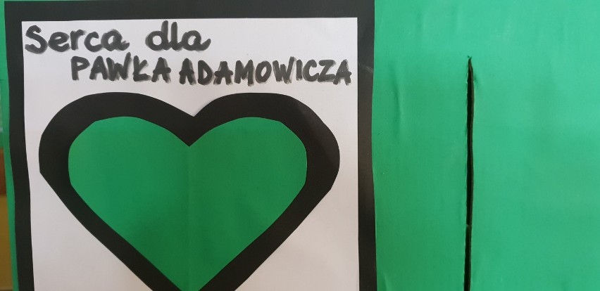 Pruszcz Gd.: Uczniowie przygotowują "Serca pamięci" dedykowane Pawłowi Adamowiczowi oraz serca poparcia dla idei Jurka Owsiaka [ZDJĘCIA]