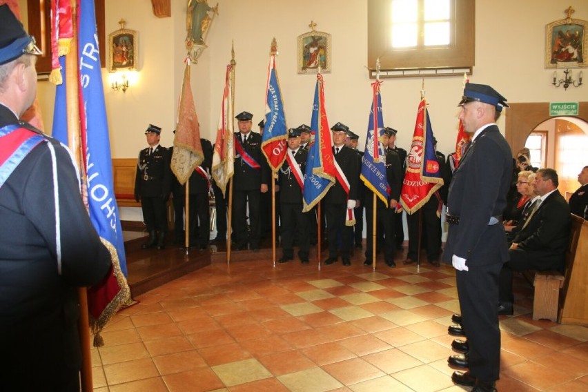 Podniosła uroczystość w Rudzie koło Sieradza. Tamtejsza OSP ma 100 lat! FOTO