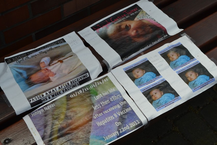 Kontrowersyjne plakaty zmarłych dzieci na Kampusie w Rybniku