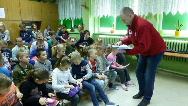 Kaszubski Klub HDK PCK w szkole w Połchowie