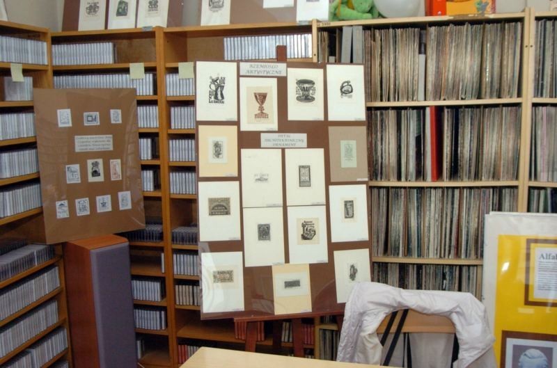 Miejska Biblioteka Publiczna w Słupsku: Wystawa ''Zabytek w exlibrisie'' [ZDJĘCIA]